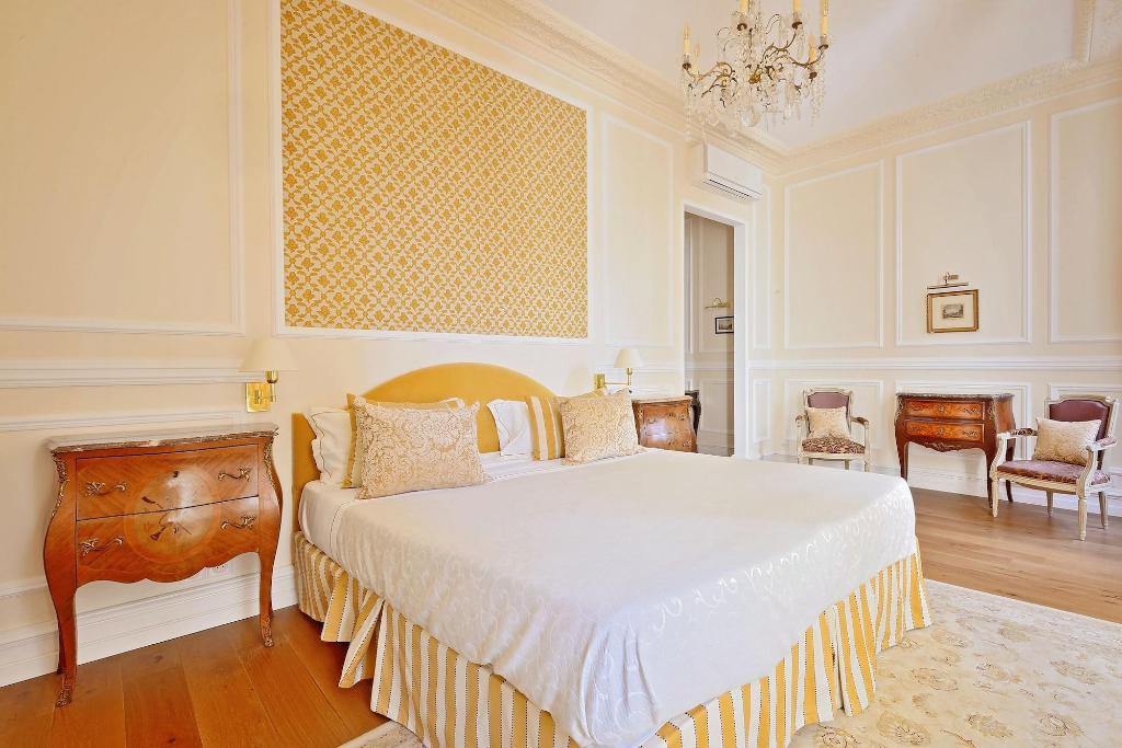 Villa Victor Louis