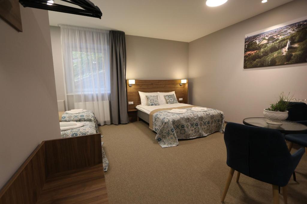 hotel-thumb