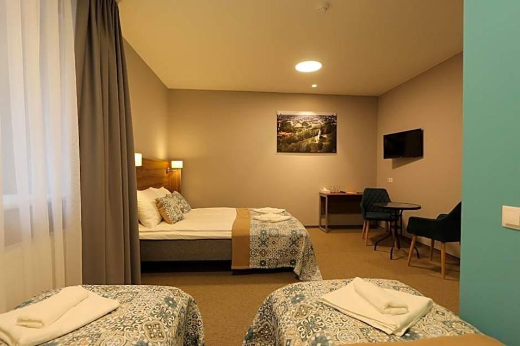 hotel-thumb