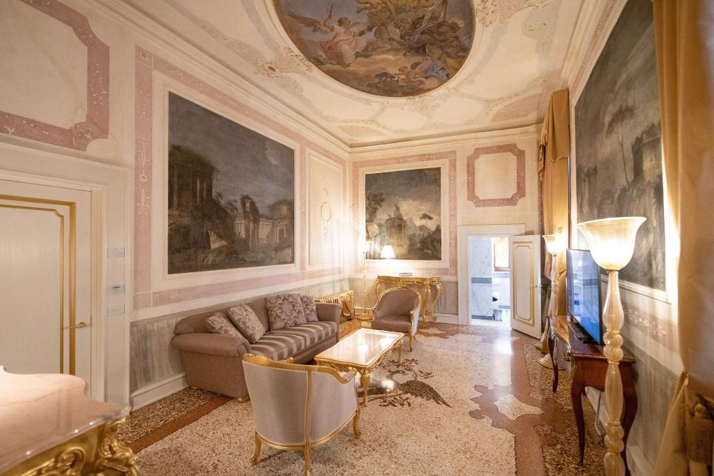 Imagem da galeria de Cà Bonfadini Historic Experience