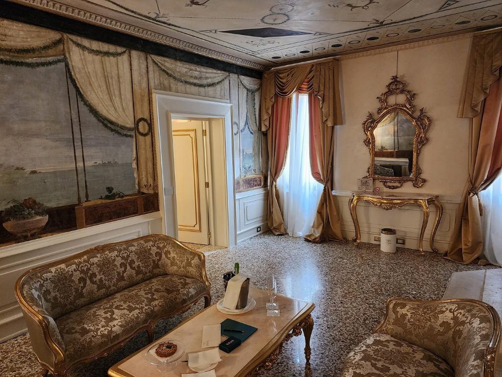 Imagem da galeria de Cà Bonfadini Historic Experience