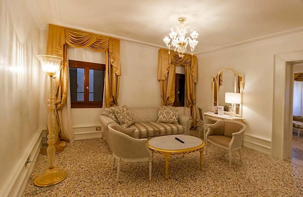Imagem da galeria de Cà Bonfadini Historic Experience