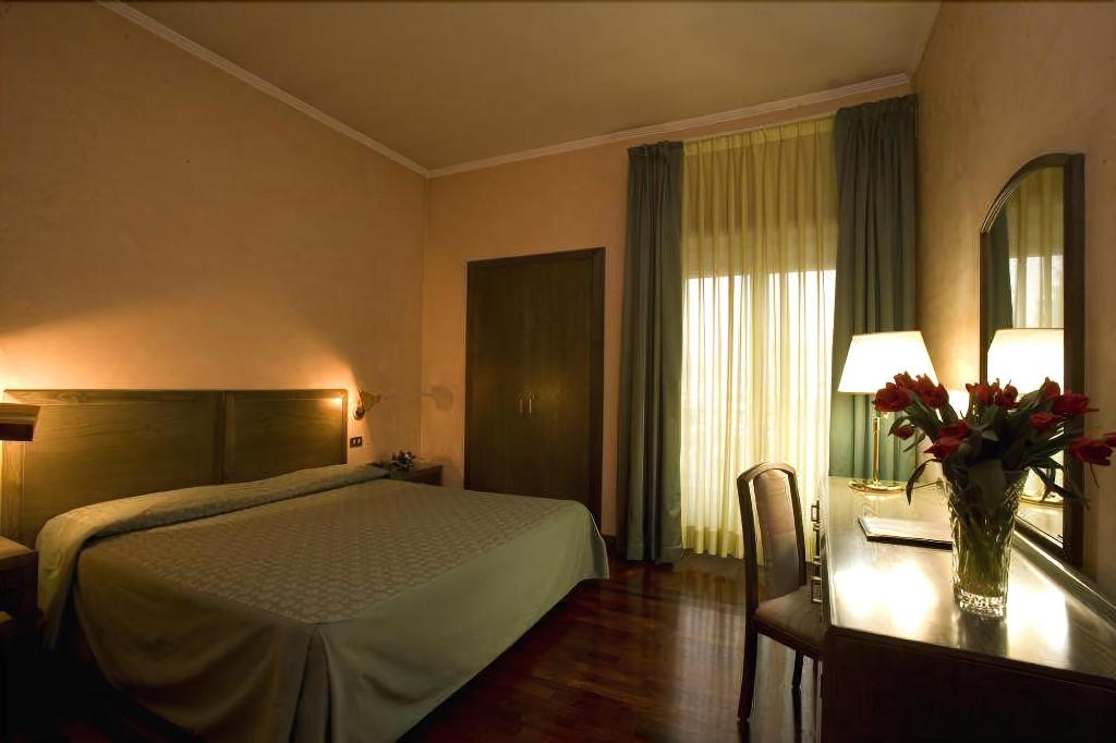 Astor Hotel