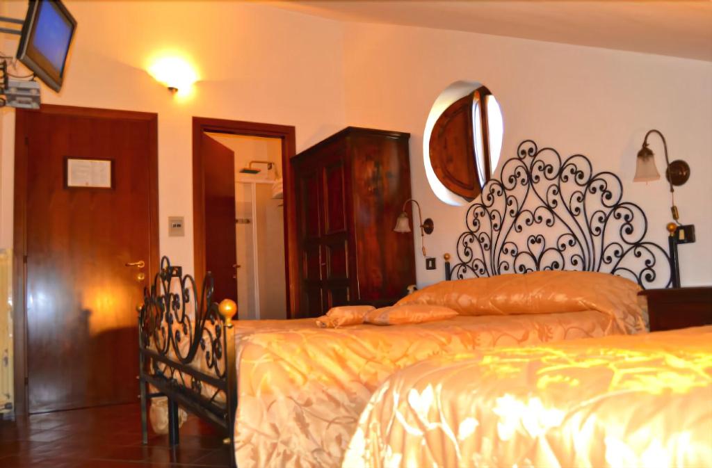 Hotel Bucaneve