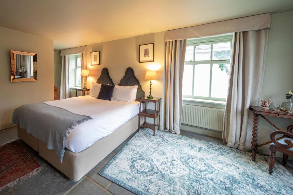Victorian House Hotel