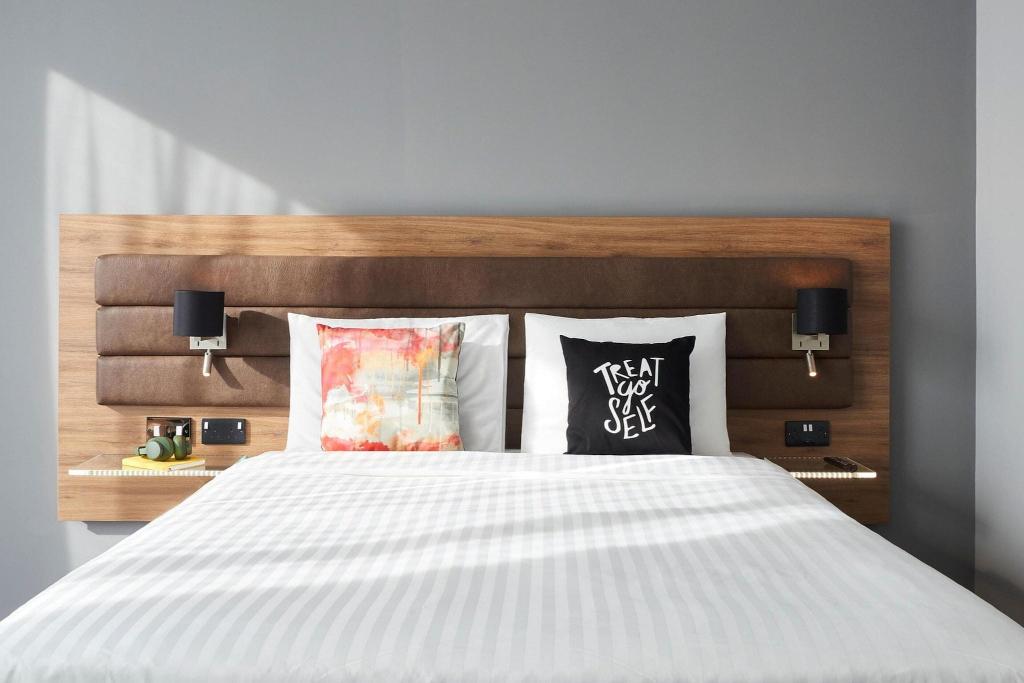 Moxy Dublin City