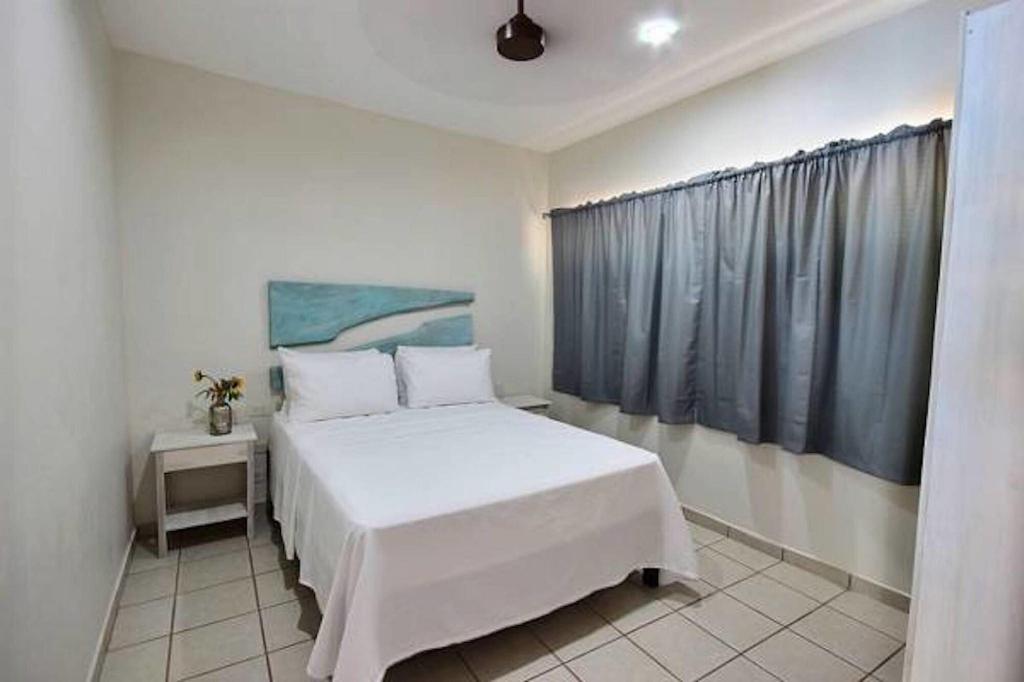 Ten North Tamarindo Beach Hotel