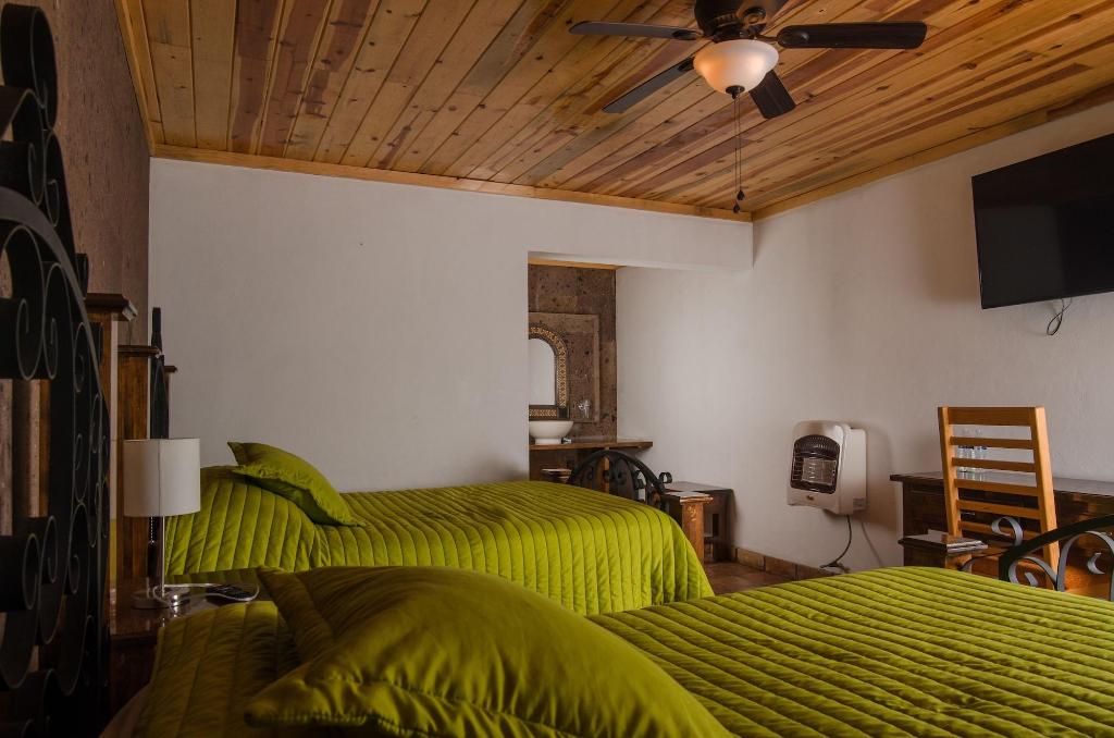 Hotel Cascada Inn