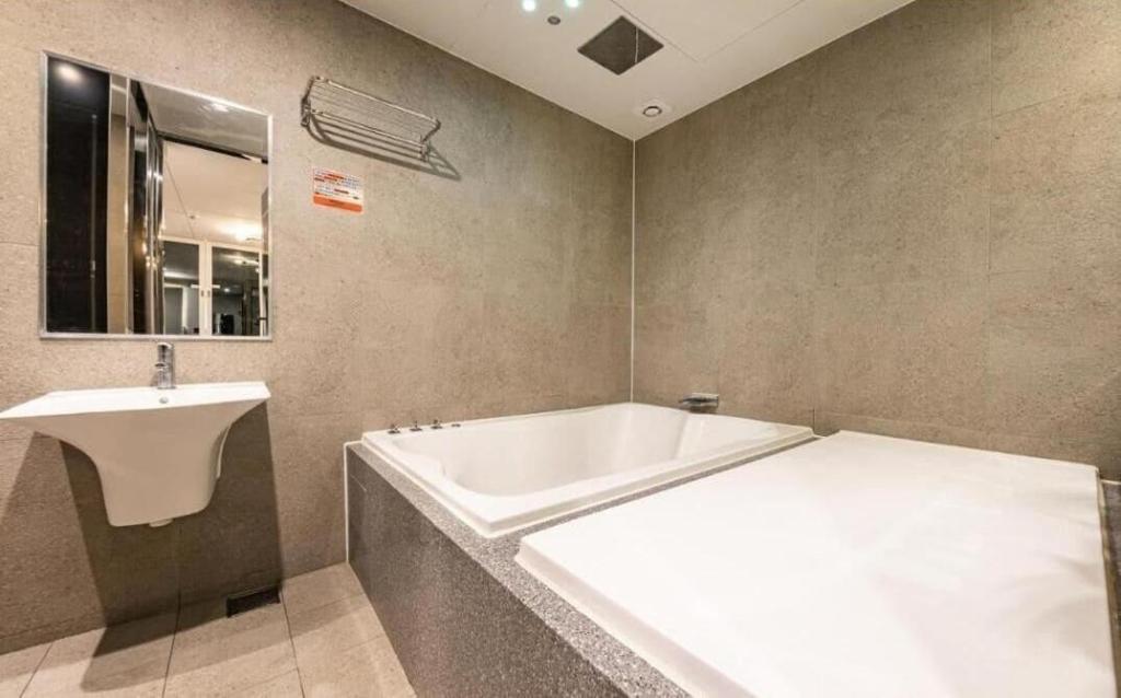 Idea Hotel