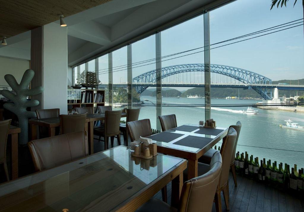 Tongyeong Geobukseon Hotel - Restaurant