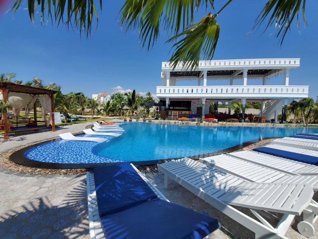 Suoi Tien Hills Hotel