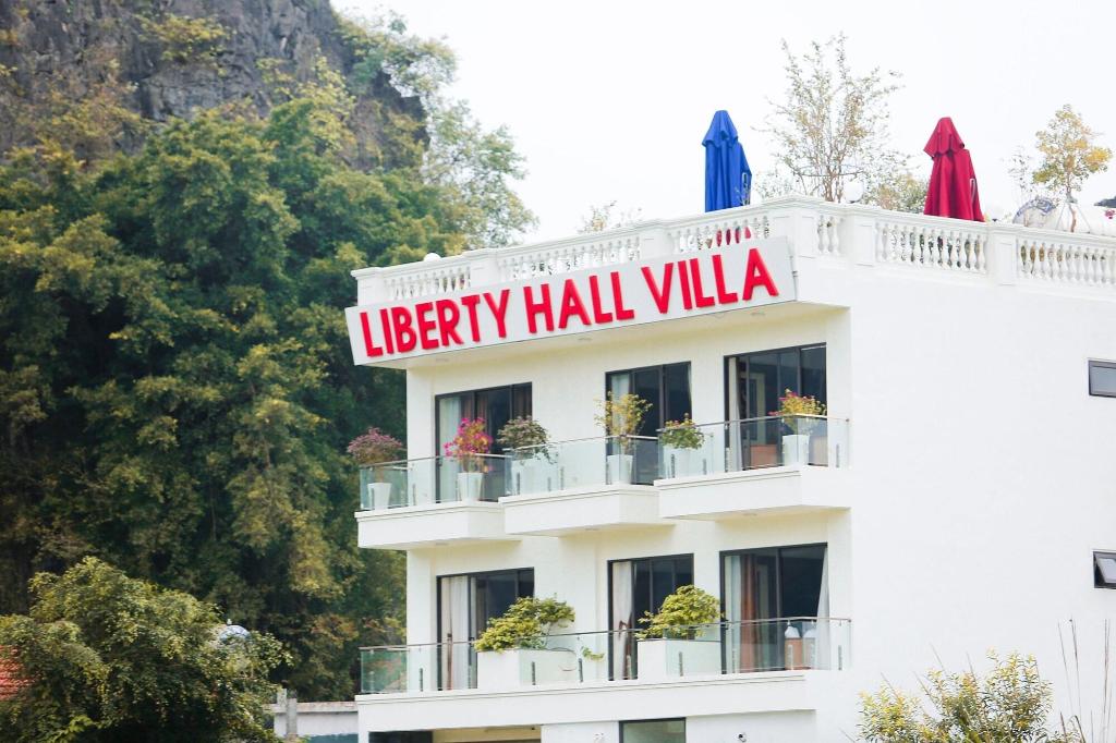 Liberty Hall Tam Coc Villa