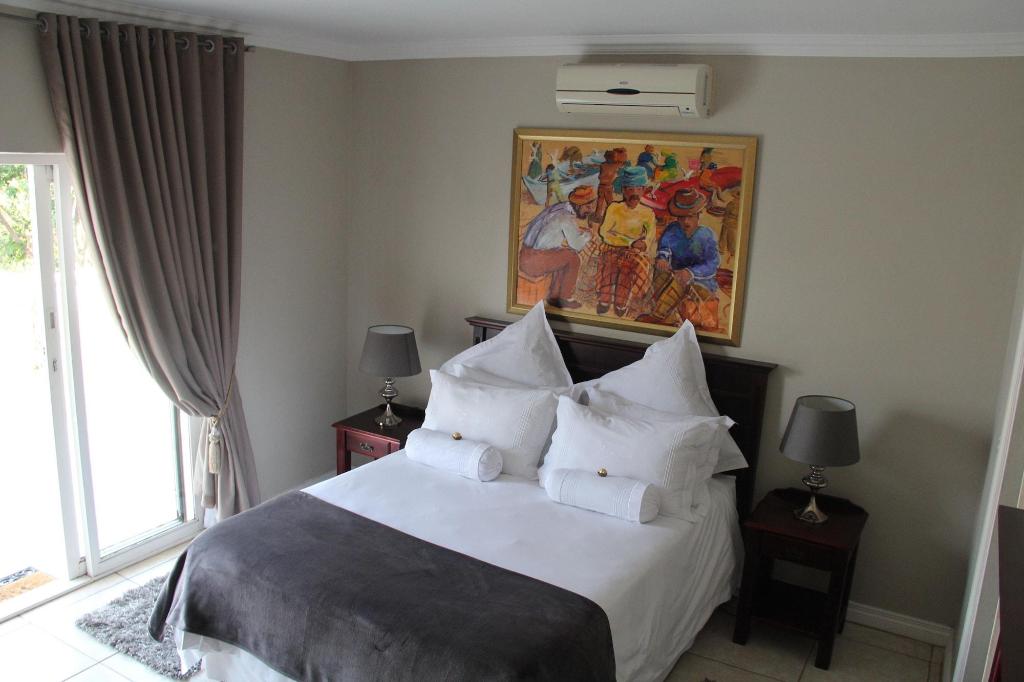 Seaview Manor Exquisite Bed & Breakfast