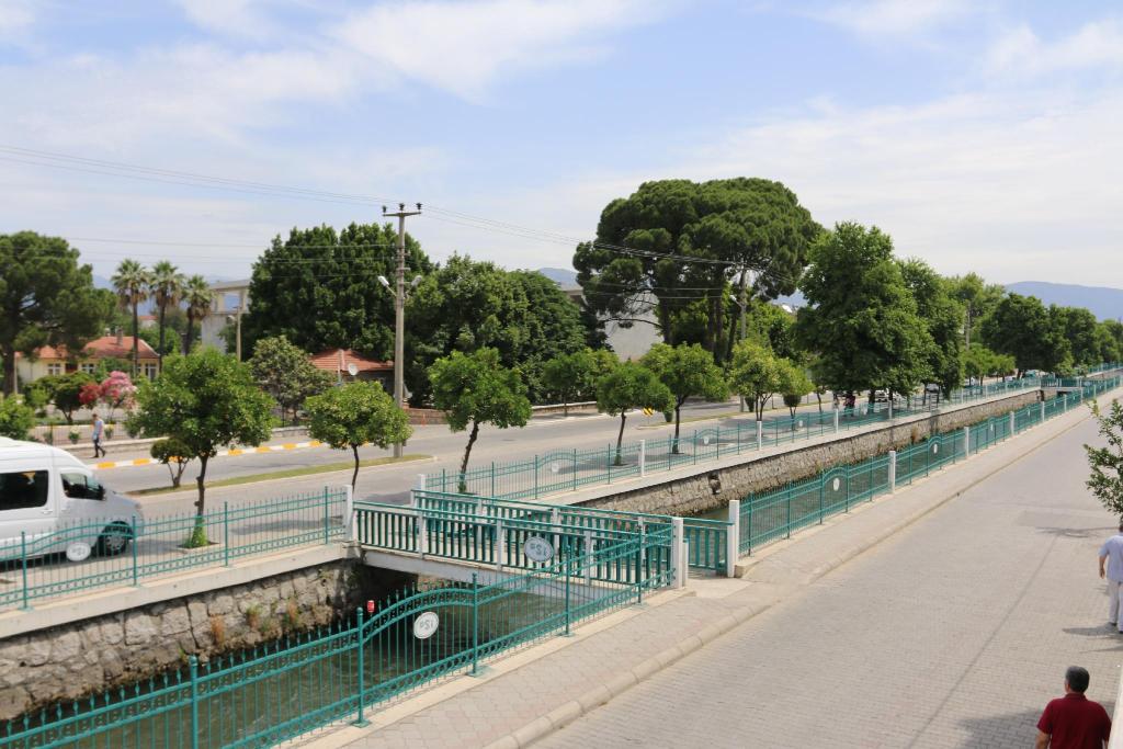 Otel Eroglu