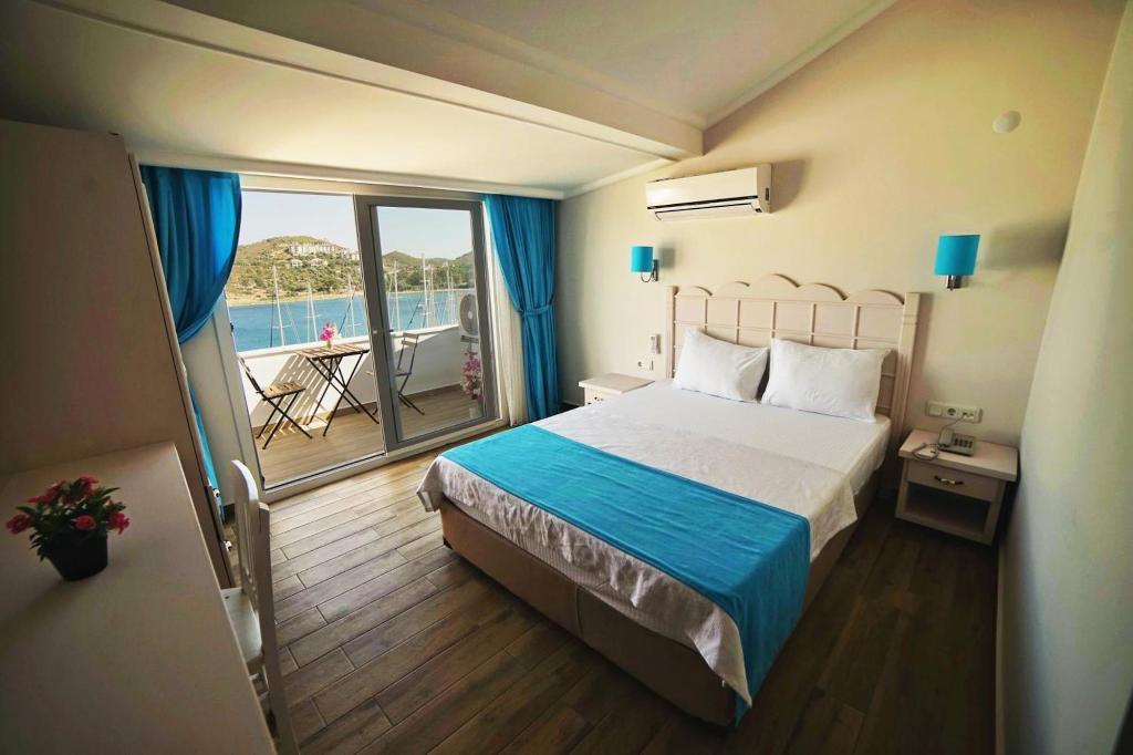 Bora Hotel