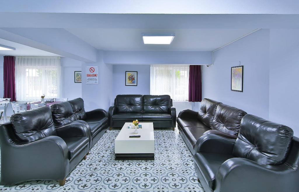 Palmiye Konukevi