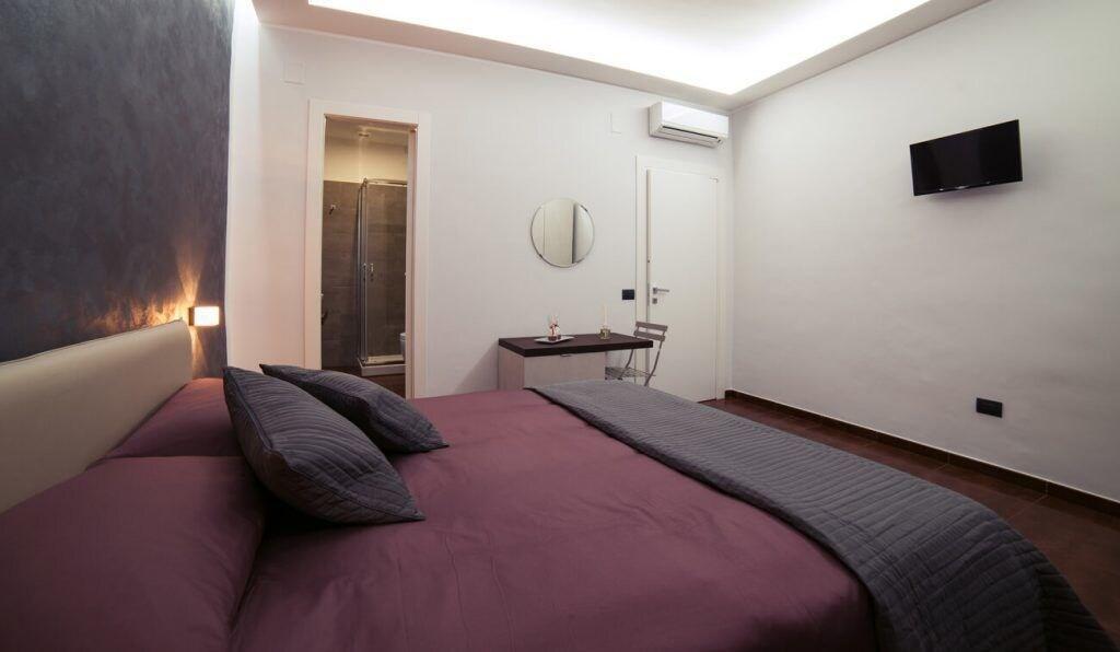 Glam House