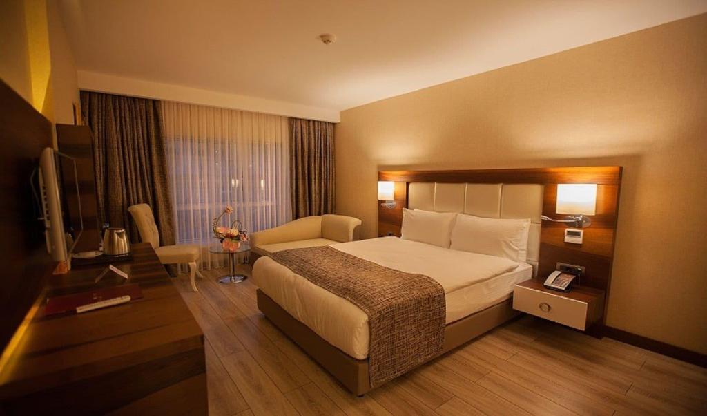 Mittania Regency Hotel