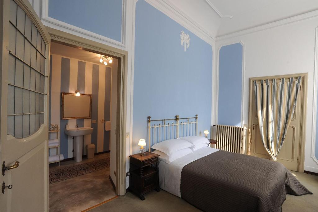 Antica Dimora B&B in Historic Residence