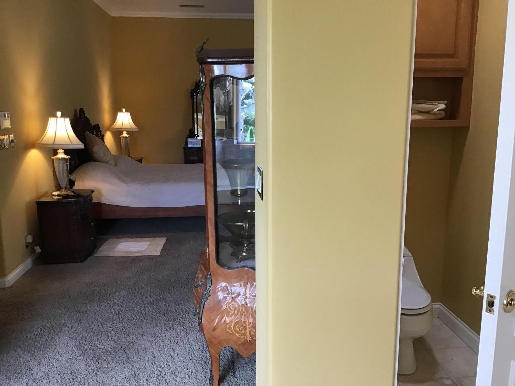 Sunshine Mountain Bed And Breakfast