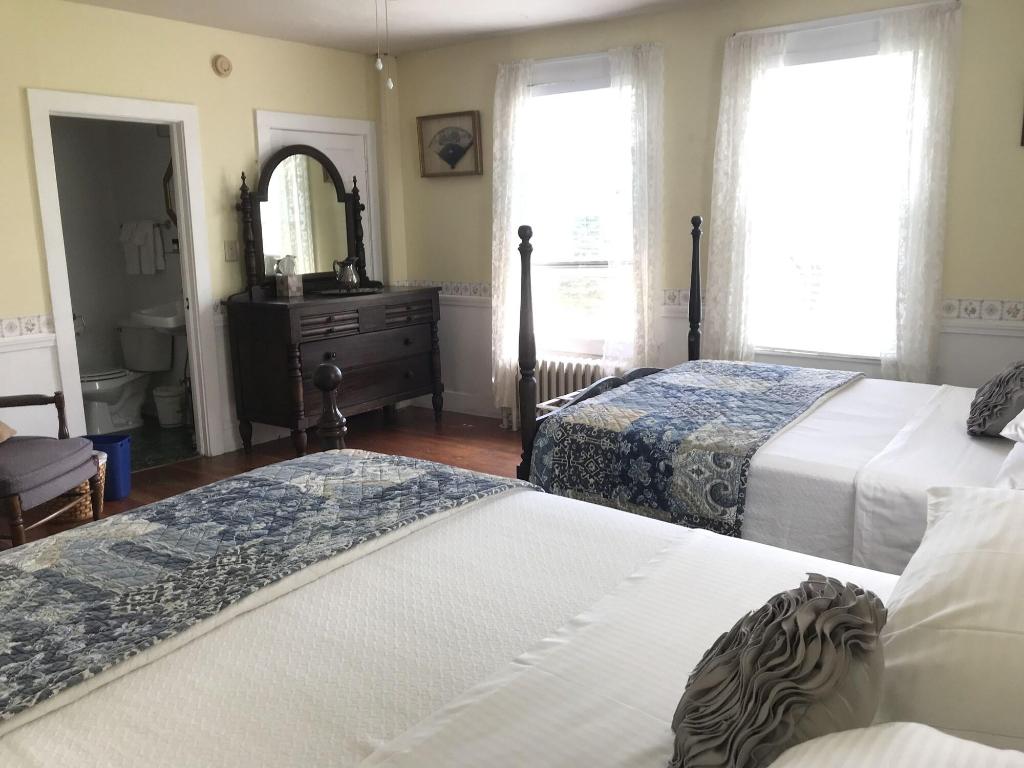 Colonel Williams Inn