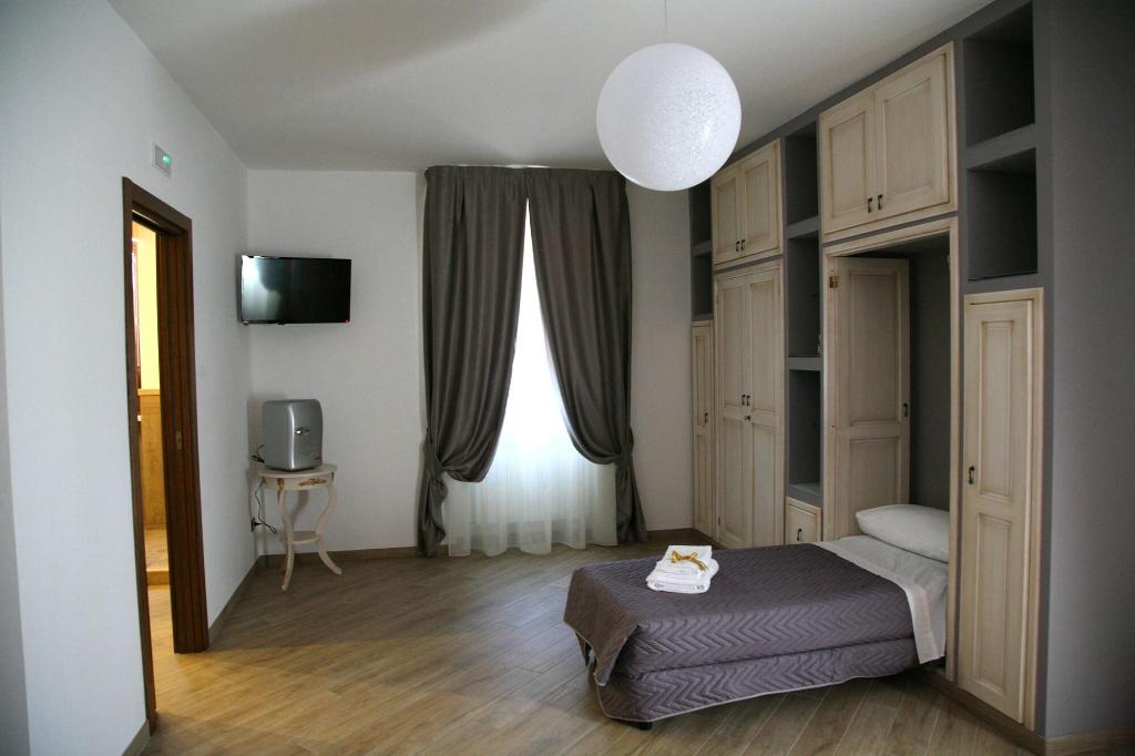 Holiday Gli Archi