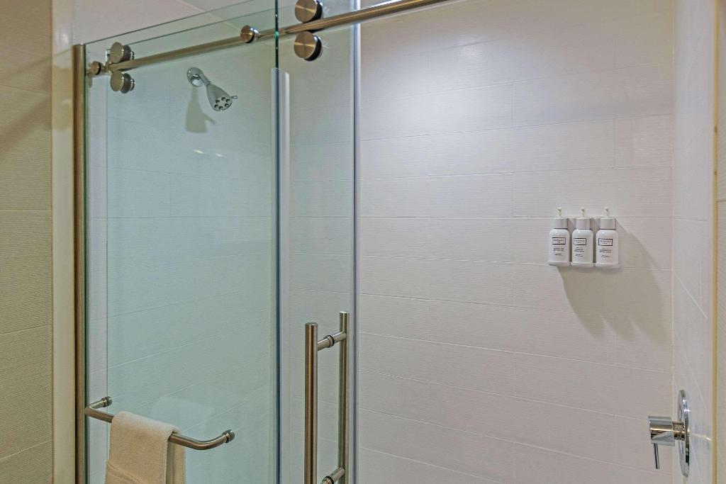 The Penn Stroud Hotel Ascend Collection
