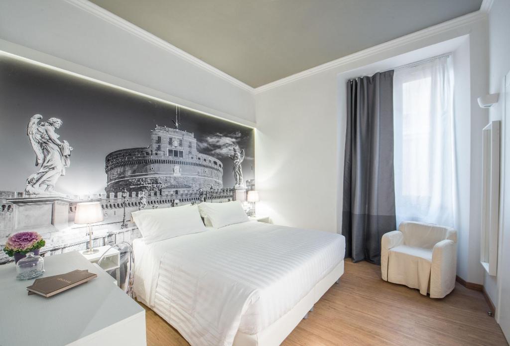 Charming Roma