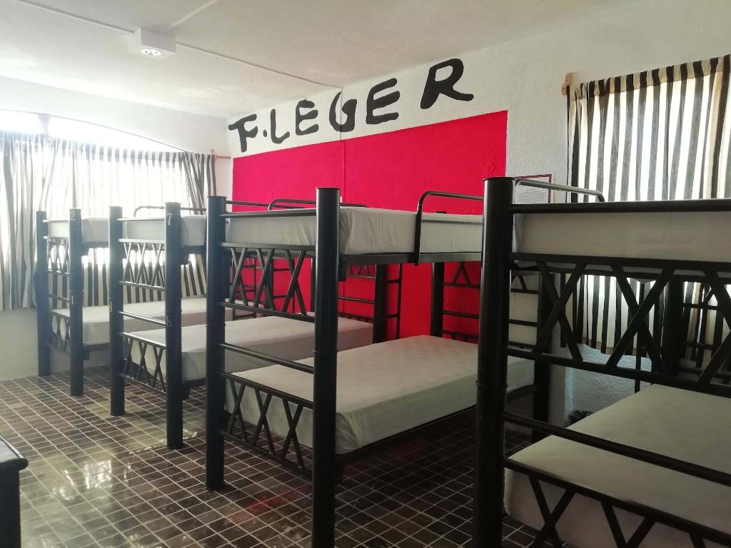 Nirvana Hostel Cancun Hotel Zone