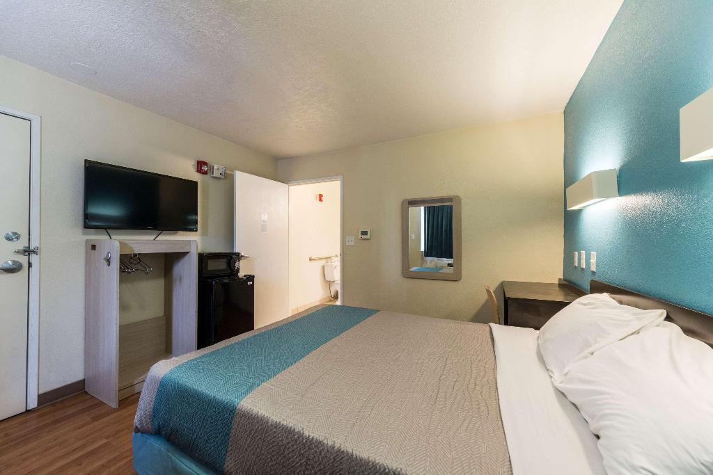 Motel 6 Victoria, Tx