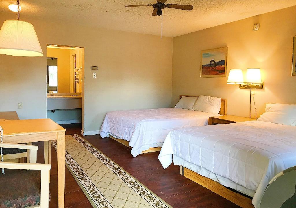Appletree Inn