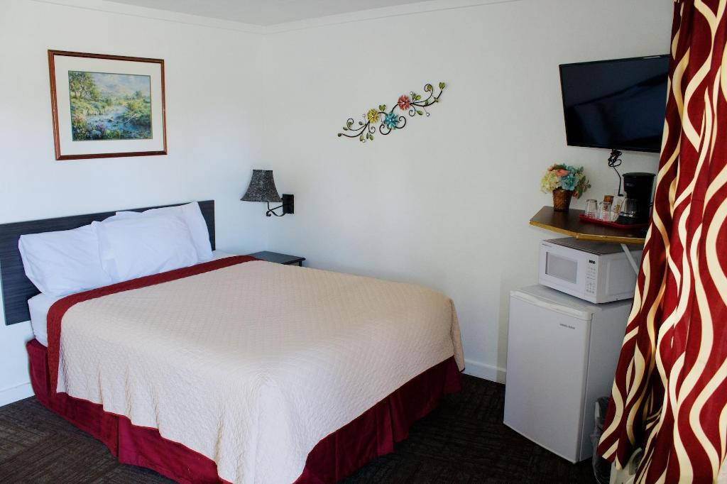 Chalet Motel