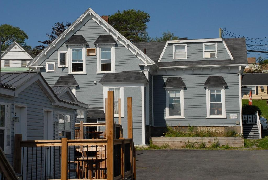 Harbourview Motel & Accommodations