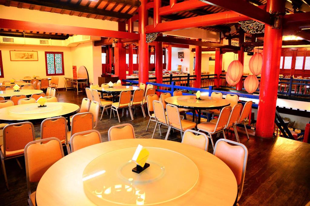 Kenting Youth Activity Center