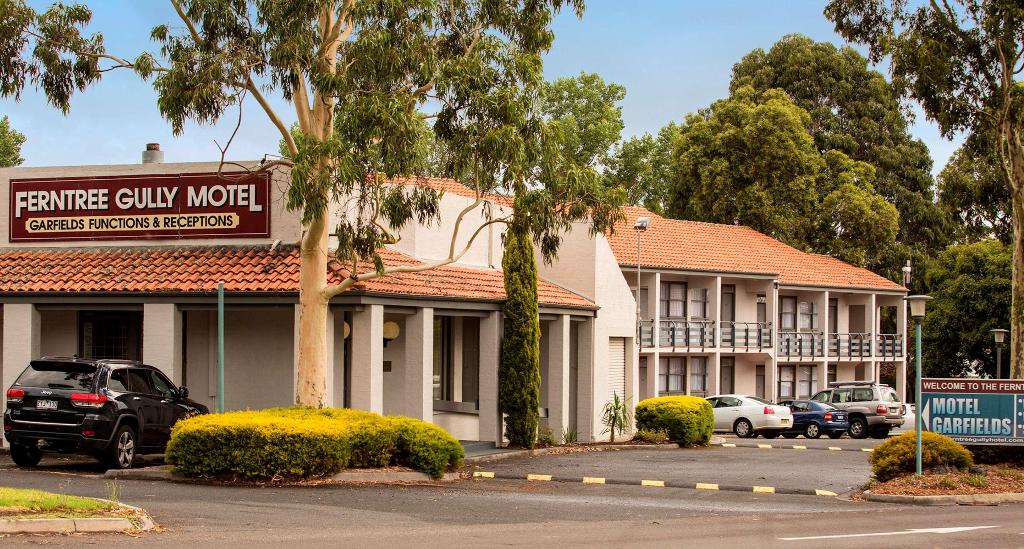 Nightcap At Ferntree Gully Hotel Motel