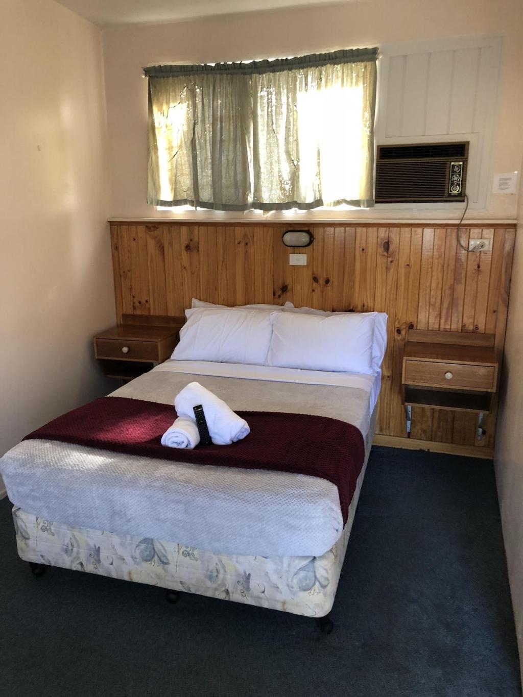 Green Door Motel