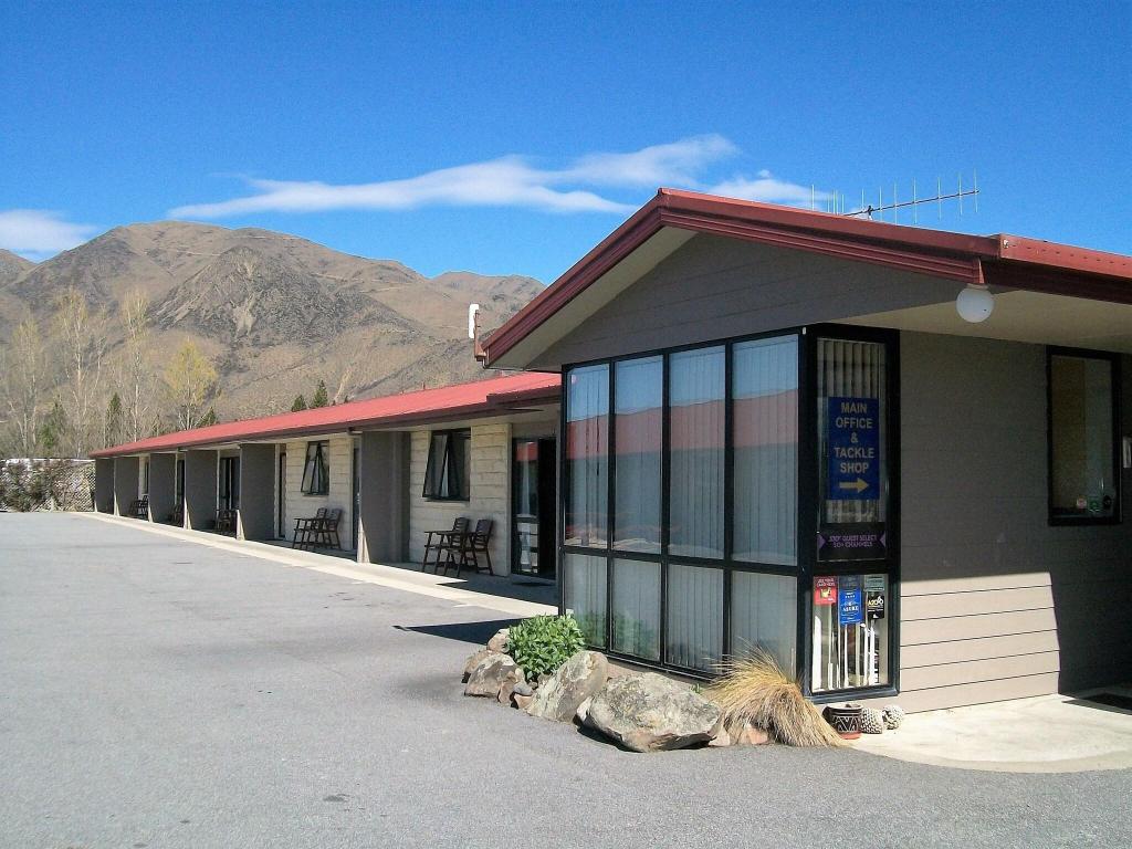 Sierra Motel