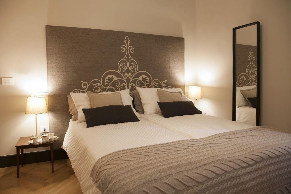 Santa Monica Luxury Rooms