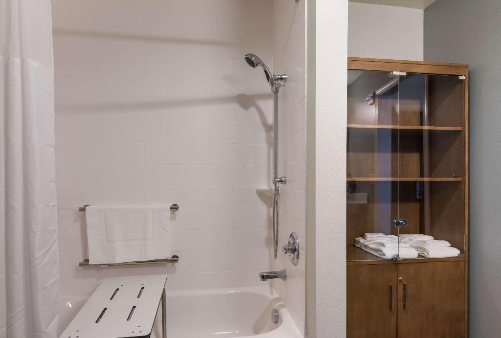 MainStay Suites Camden