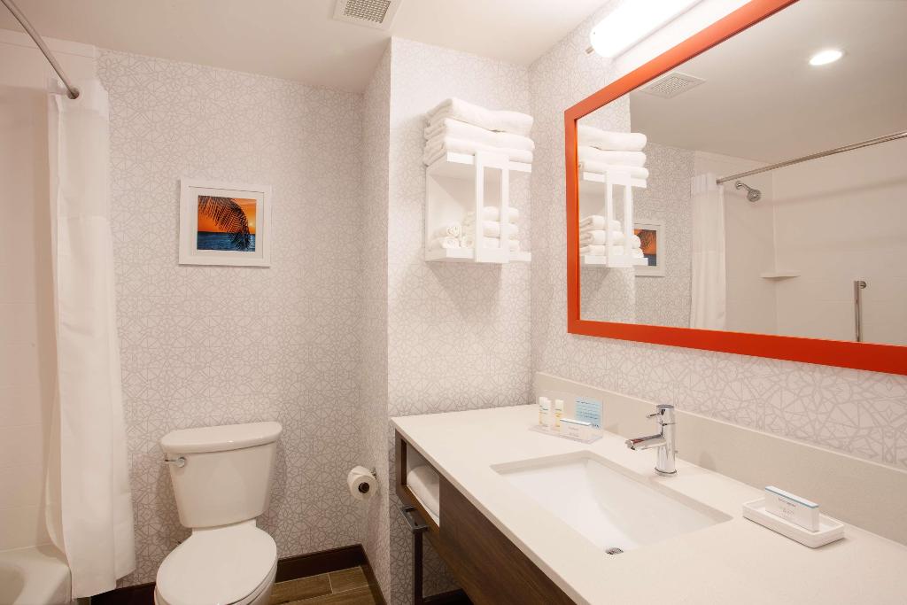 Hampton Inn & Suites North Port