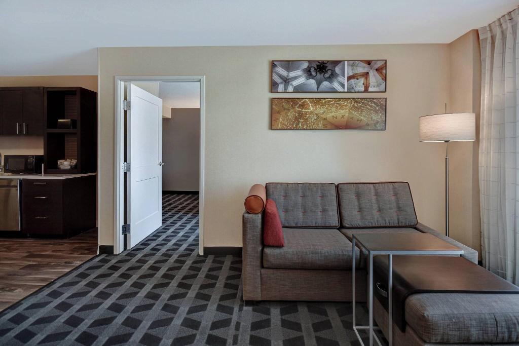 hotel-thumb