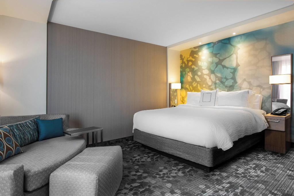 Courtyard By Marriott Jonesboro