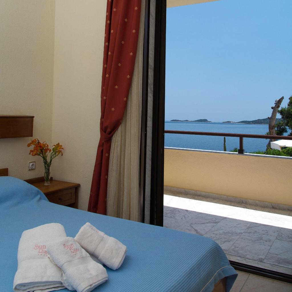 Sun Rise Hotel