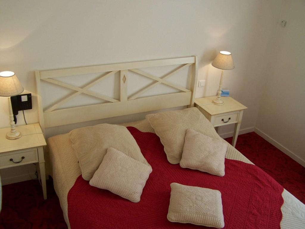 Brit Hotel Du Perche