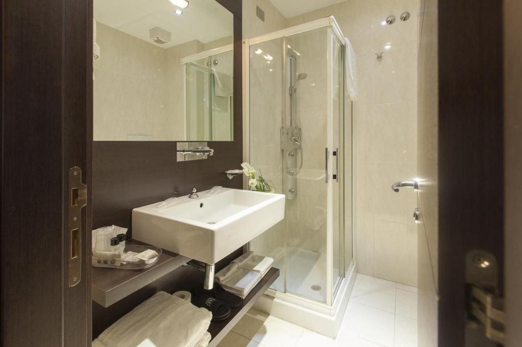 Inverigo Hotel