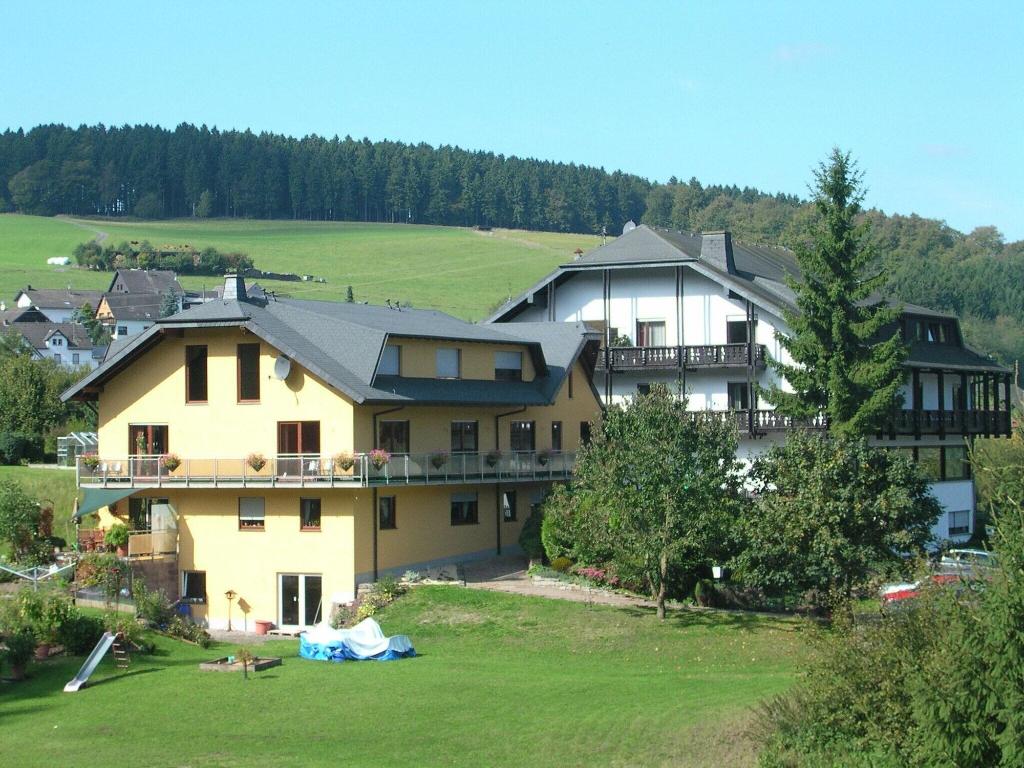 Waldhotel