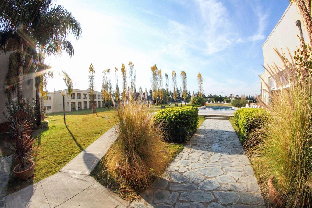 Wyndham Garden Campana photo 14
