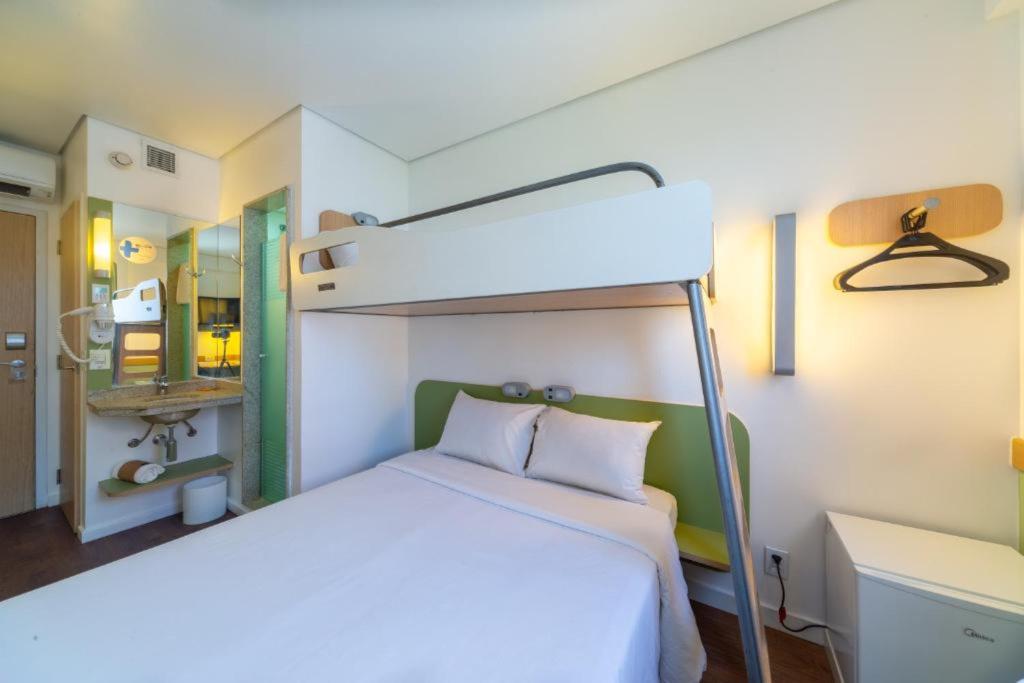 ibis budget Manaus