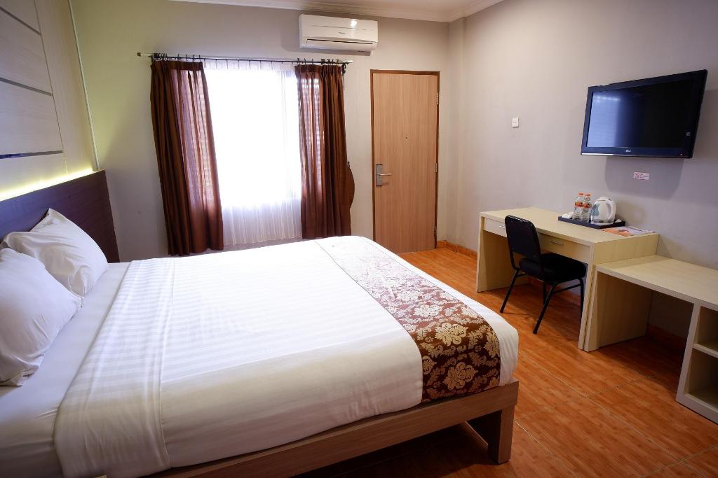 Front One Resort Yogyakarta