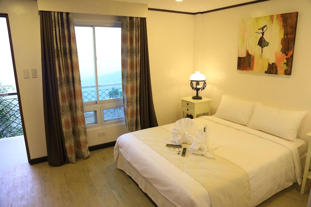 Lakeview Suites